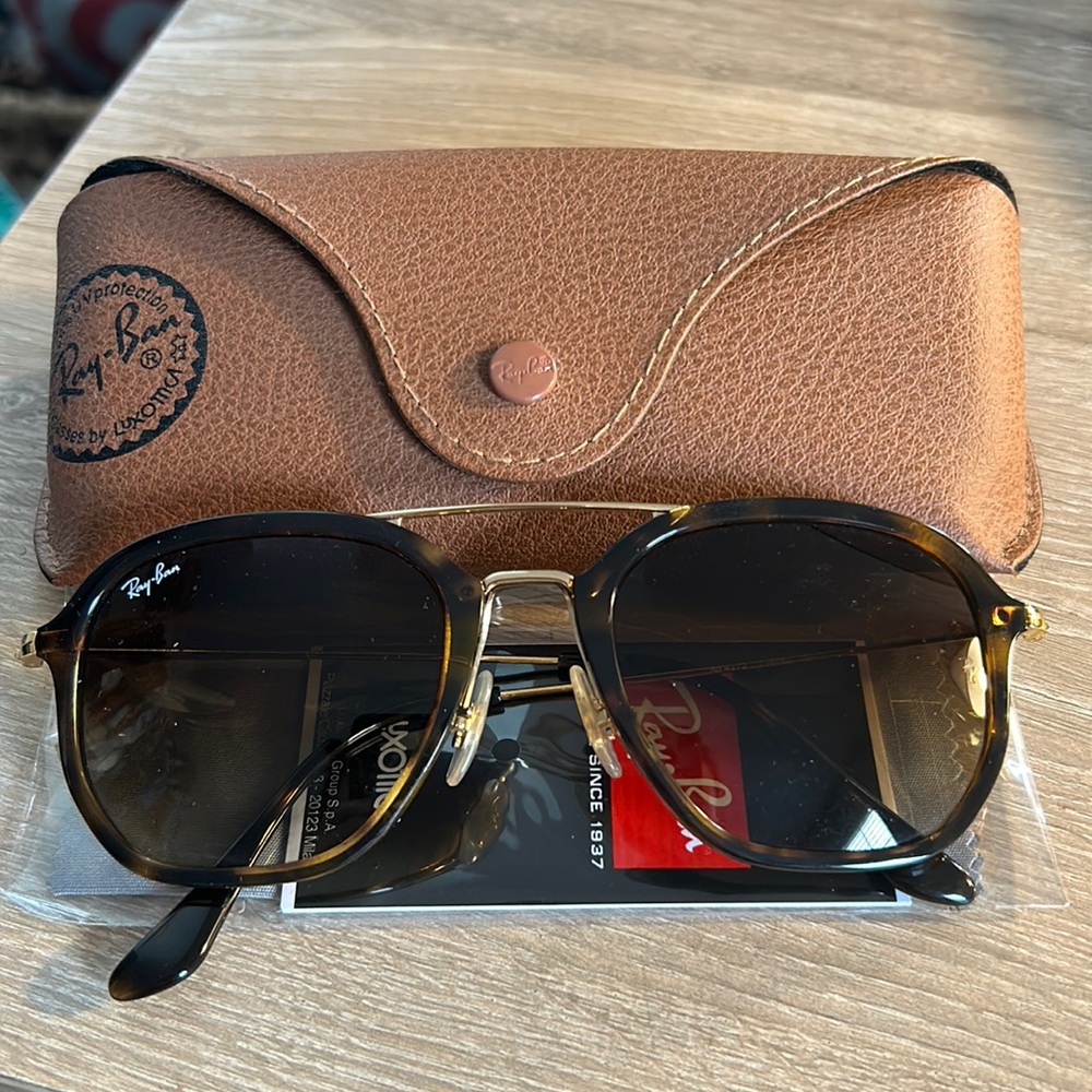 Ray-Ban 4273 sunglasses